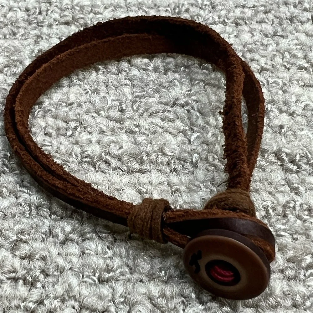 Hollister by Abercrombie & Fitch Leather bracelet with button closure new